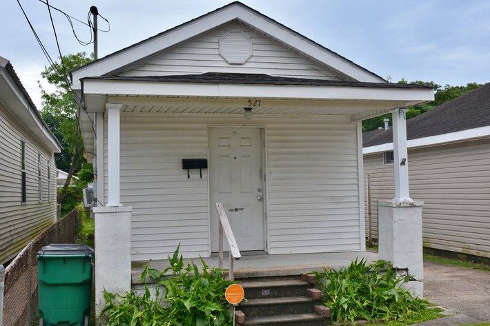 Image for SOLD! $93,000 MARRERO RENTAL OR FIX & FLIP 527 AVE. A