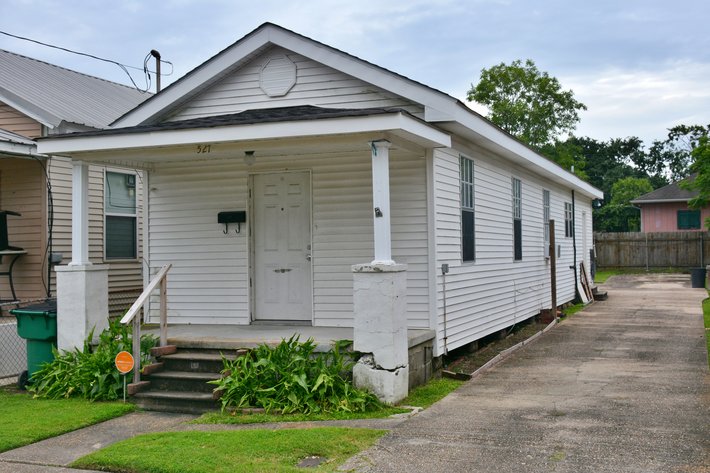 Image for SOLD! $93,000 MARRERO RENTAL OR FIX & FLIP 527 AVE. A