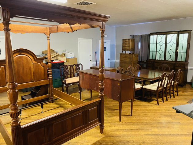 Image for Nutcrackers, Jewelry, High Quality Furniture, Redskins Items