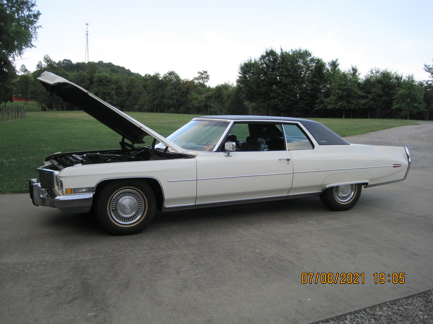 Image for Online Antique Car Auction: ’35 International, ’41 Chevy, ’66 Chevy, ’72 Cadillac, ’48 Plymouth Patrol Car