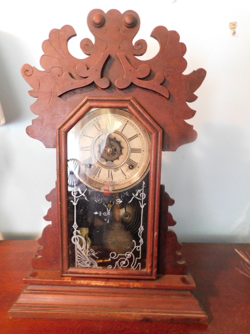 Image for Rowlesburg, WV – Online Moving Auction: Furniture, Quilts, Glassware, Tools & More!