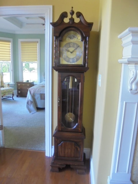 Image for PUBLIC ESTATE AUCTION ((LIVING)