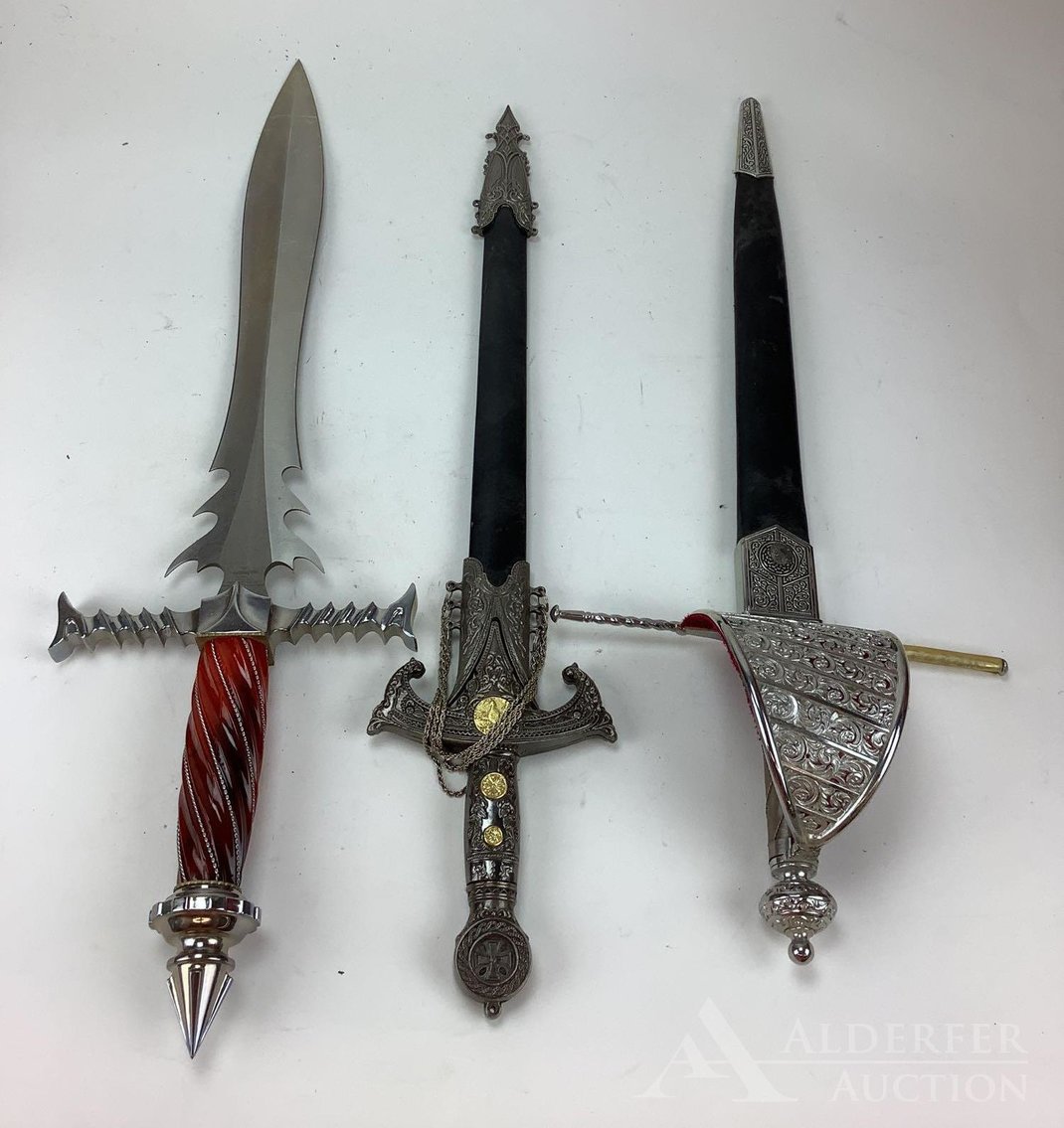 Image for Knives | August 4, 2021 at 7:00 PM