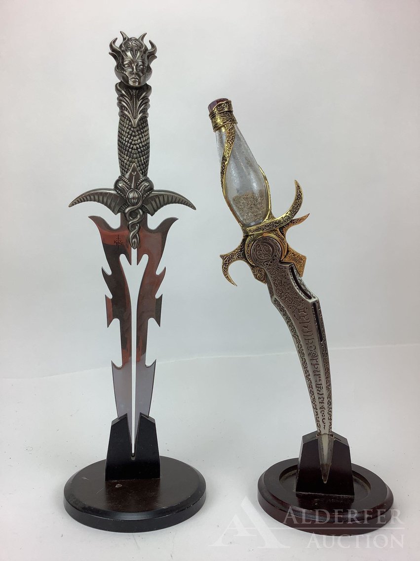 Image for Knives | August 4, 2021 at 7:00 PM