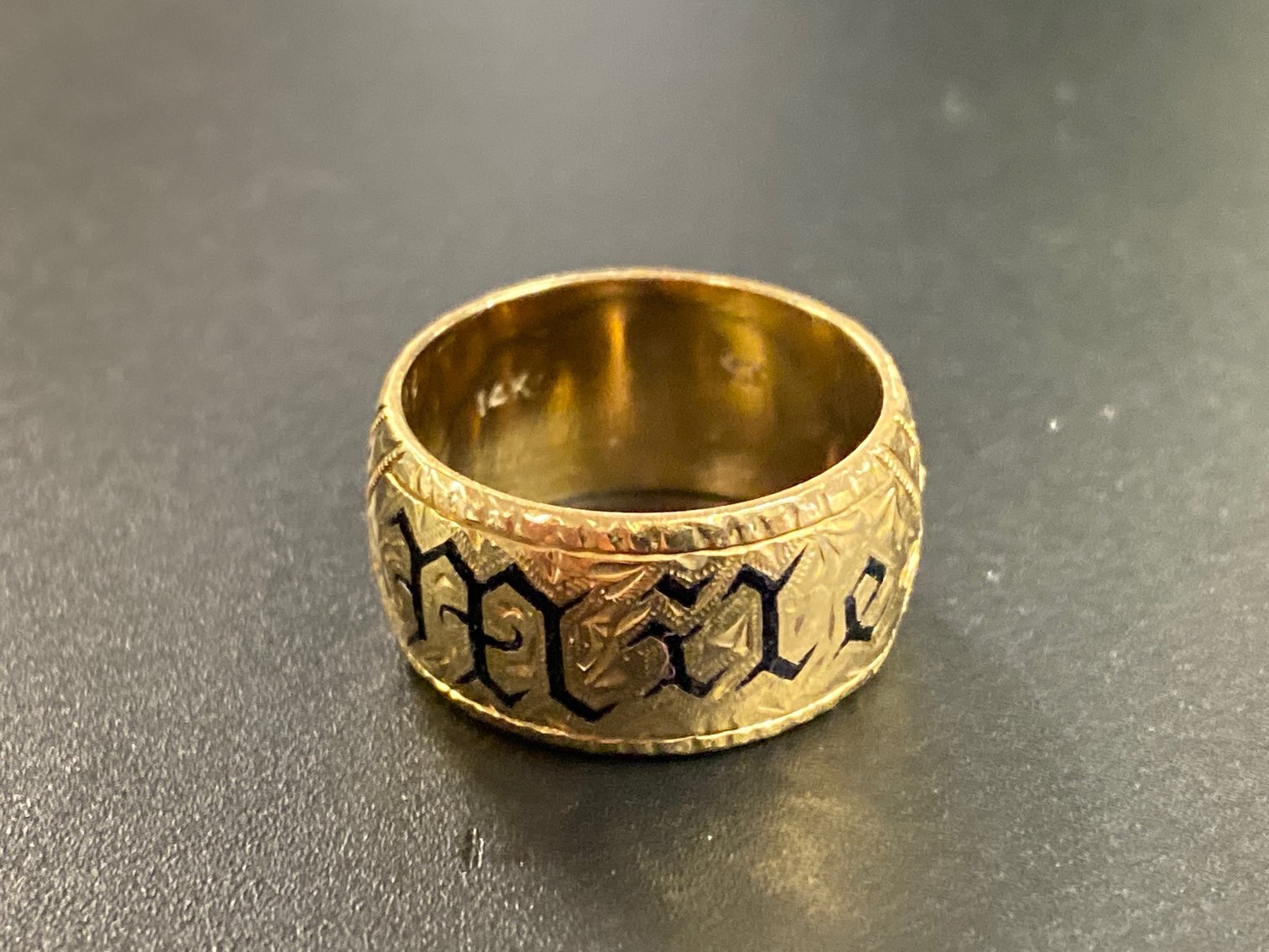 Image for LIVE AND ONLINE - Henkel Harris Furniture, Modern Furniture, Art, Decor, China and Glassware