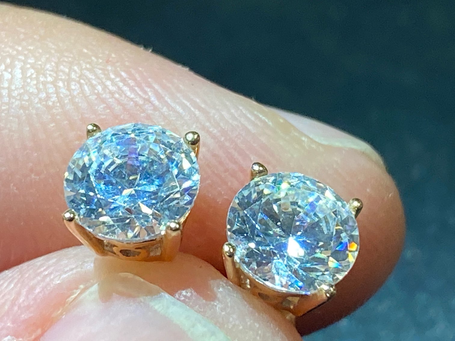 Image for LIVE AND ONLINE - Henkel Harris Furniture, Modern Furniture, Art, Decor, China and Glassware