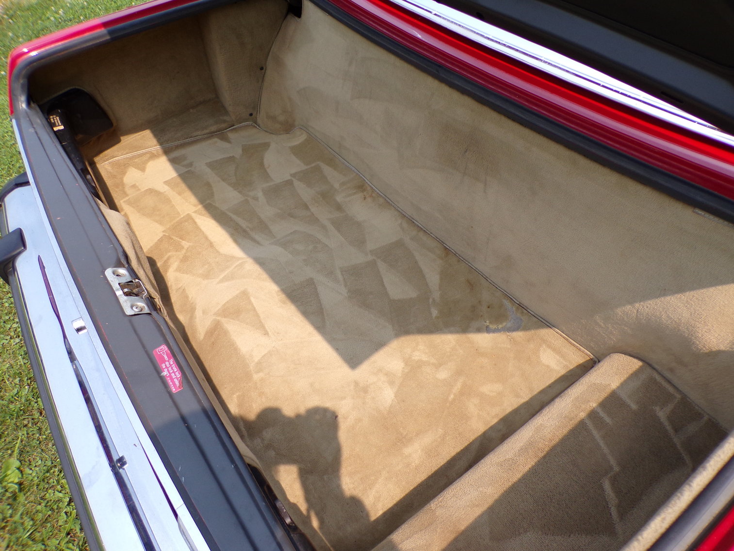 Image for 1987 Mercedes 560SL One Owner Garage Kept