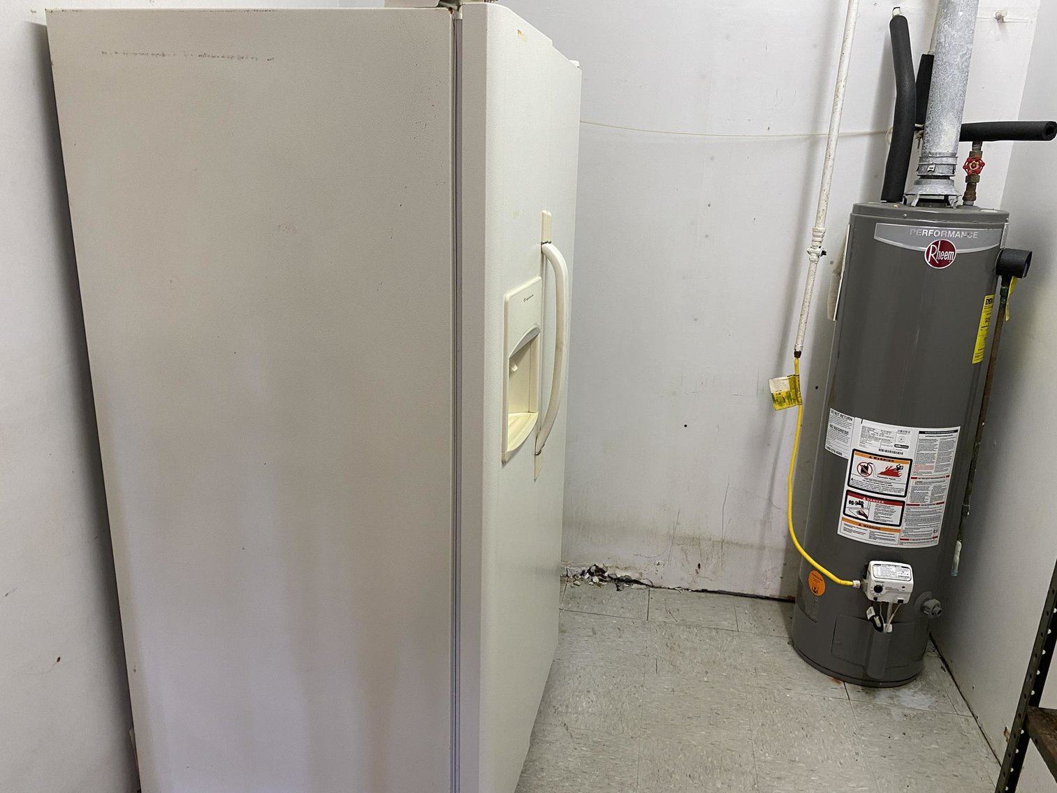 Image for SOLD $231,000 - Large Commercial Building with Ample Parking Selling to The Highest Bidder