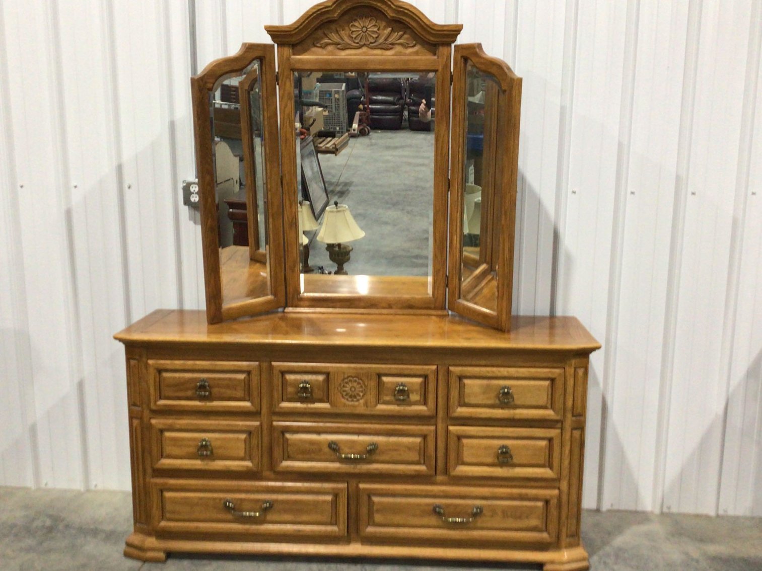Image for Online Consignment Auction
