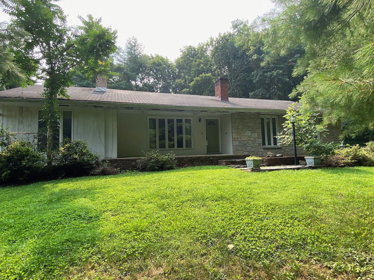 Image for REAL ESTATE AUCTION - 4 BR/2 BA Home on 1.1 +/- Acres in Western Loudoun County, VA