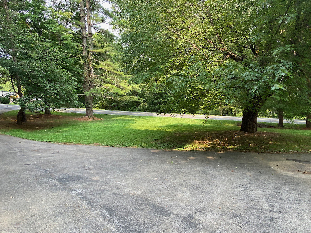 Image for REAL ESTATE AUCTION - 4 BR/2 BA Home on 1.1 +/- Acres in Western Loudoun County, VA