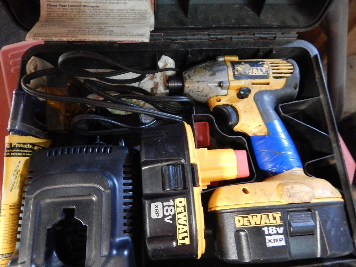 Image for Mannington, WV – HUGE FARM AUCTION! Auction 1 of 4! Tractor, Truck, Equipment, Tools and MORE!