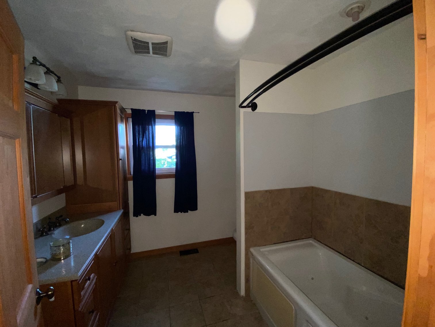 Image for SOLD $90,750 - Spacious Tri-Level 4 Bedroom