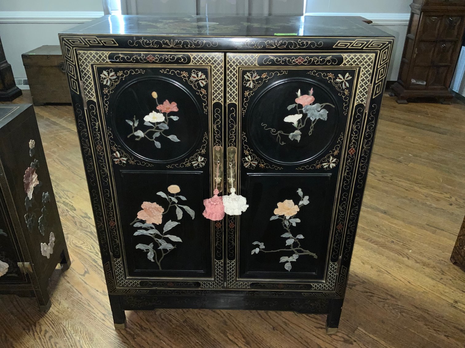 Image for Chinese/Asian Furniture, Firearms and Guns, Furniture, Antiques, Collectibles