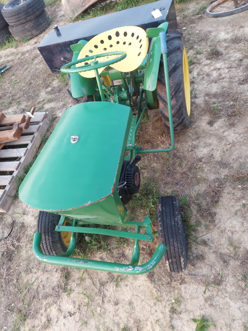 Image for Milton, WV - 99 Mercedes-Benz Convertible, Farm Equipment, Tools, Collectibles & More