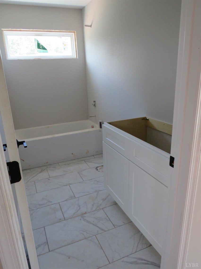 Image for 1028 Suburban Rd, Lynchburg, VA 24501