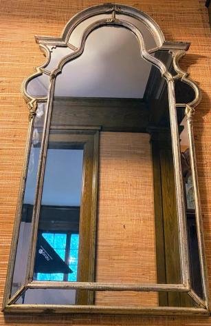 Saint Paul Vintage Furniture Auction