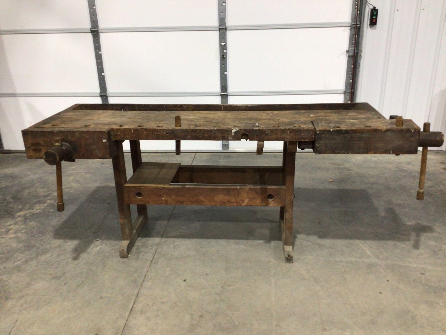 Image for Oldham Consignment Auction