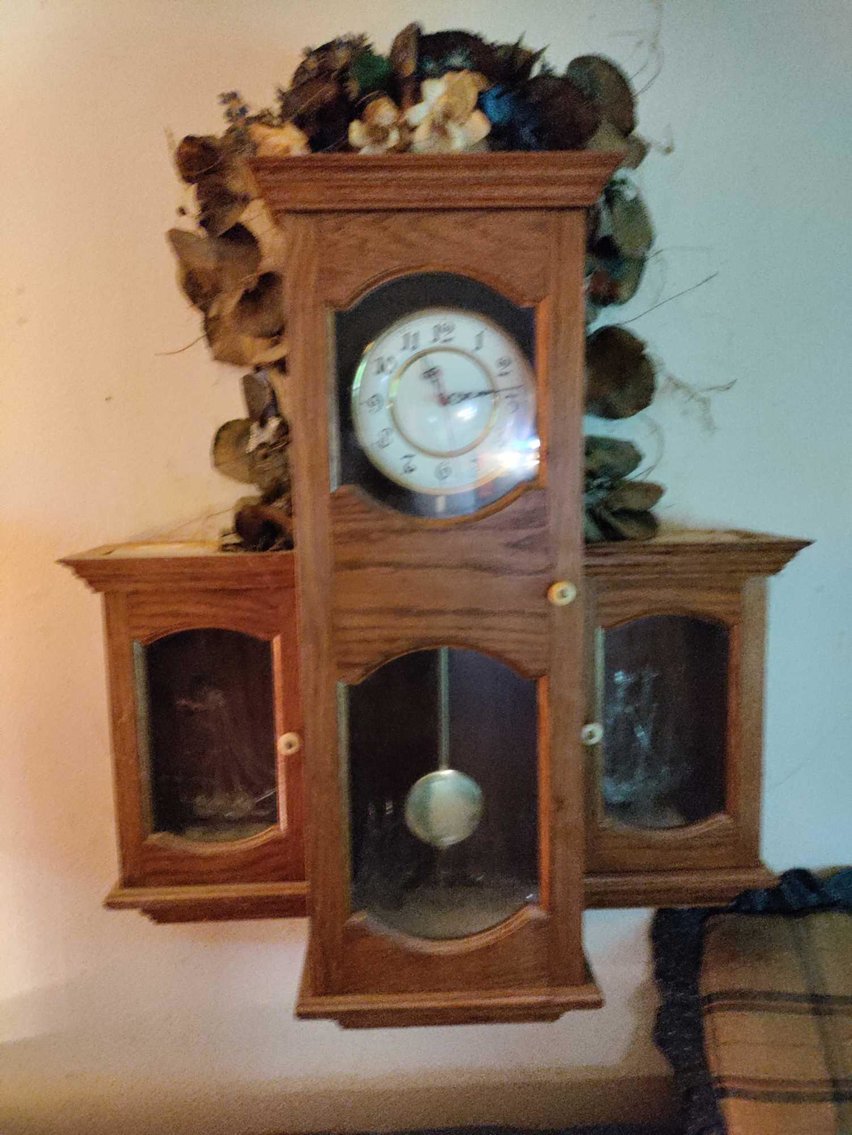 Image for Hand Tools, Clocks, Kitchen Items, Calipers, Decor, Exercise Equipment, Furniture, Power Tools, Lawn Mower, Ladders - Online Estate Auction