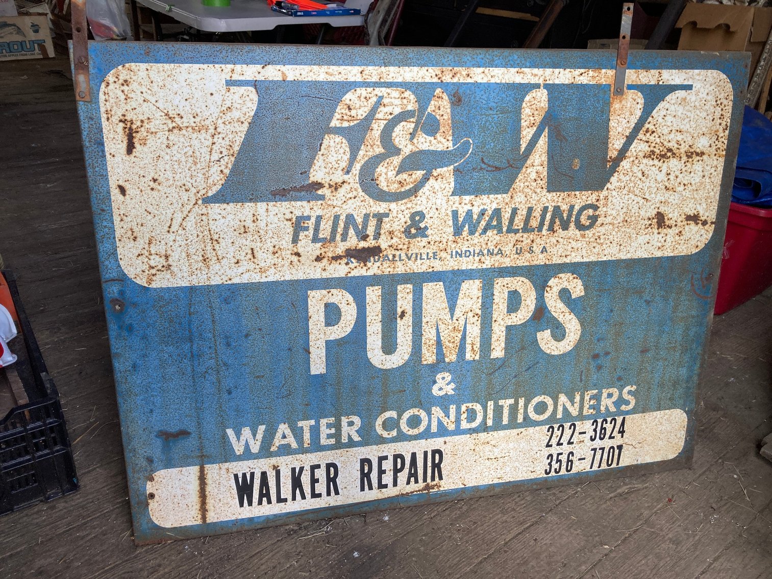 Image for Venetia, PA – 250 + Lot Antique, Glassware, & Collectibles Auction!