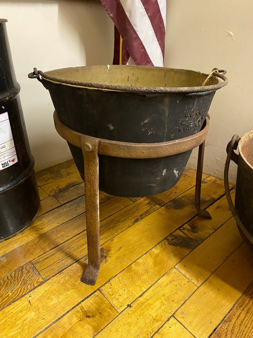 Image for Jane Lew, WV – Large Evening In-Person & Online Antiques and Collectibles Auction!