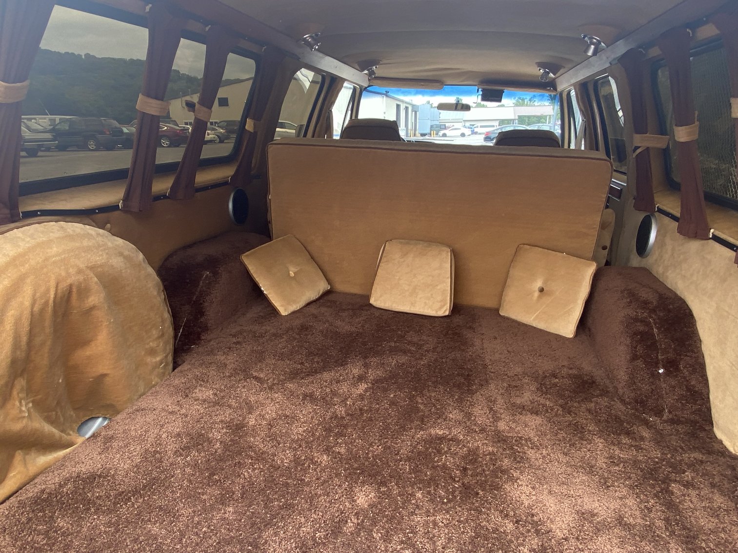 Image for 1982 GMC Suburban Sierra 1500 Diesel 6.2 Litre Limited Edition One Owner Garage Kept Immaculate Condition- Sells to the Highest Bidder!