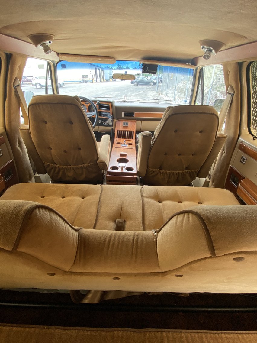 Image for 1982 GMC Suburban Sierra 1500 Diesel 6.2 Litre Limited Edition One Owner Garage Kept Immaculate Condition- Sells to the Highest Bidder!