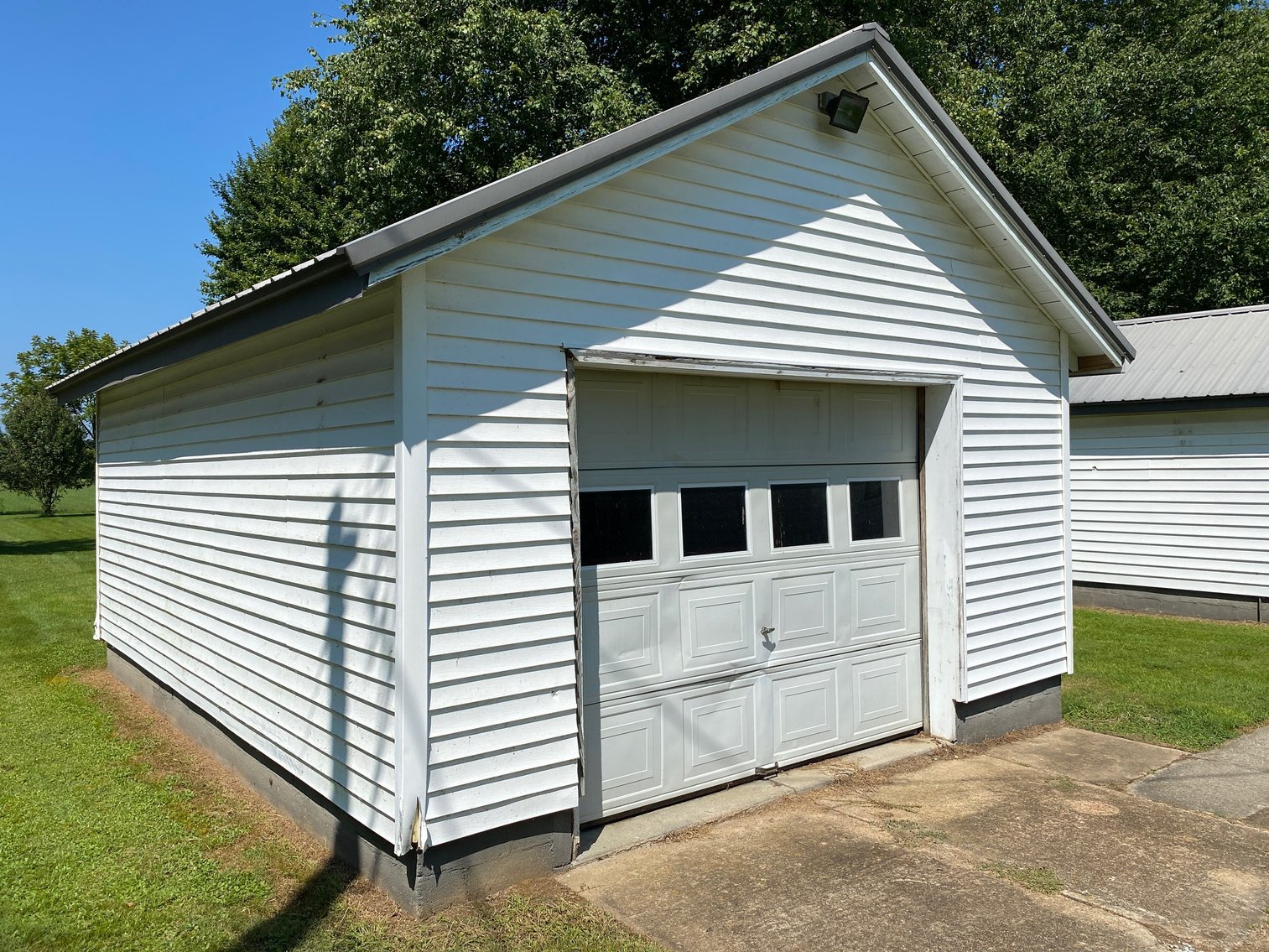 Image for ABSOLUTE ESTATE AUCTION-PREVIEW 10/19/21 4:07-6:07 PM