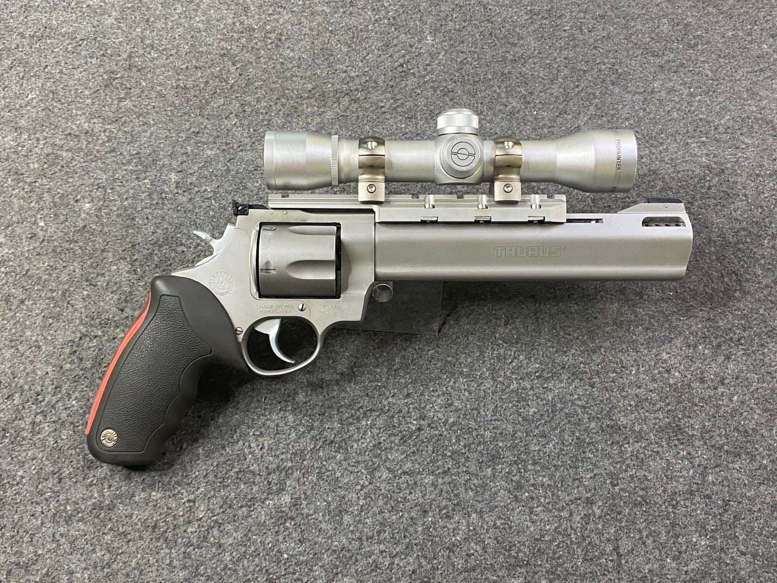 Image for Mannington, WV – Estate of Rick Lilley: Guns, Ammo, Knives, Scopes, Reloading Items and More!