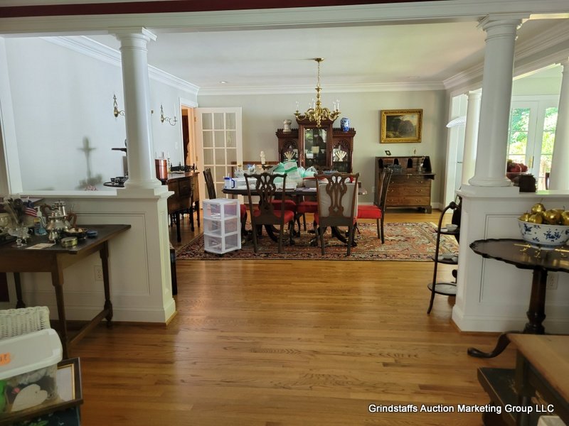 Image for 146 W. Queens Drive