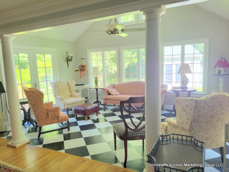 Image for 146 W. Queens Drive