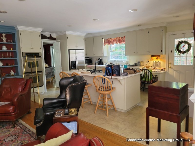 Image for 146 W. Queens Drive