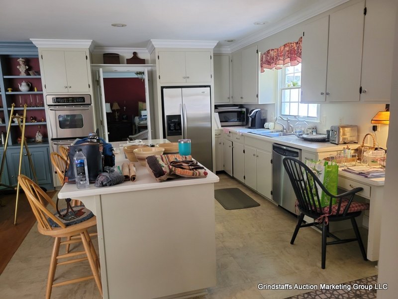 Image for 146 W. Queens Drive