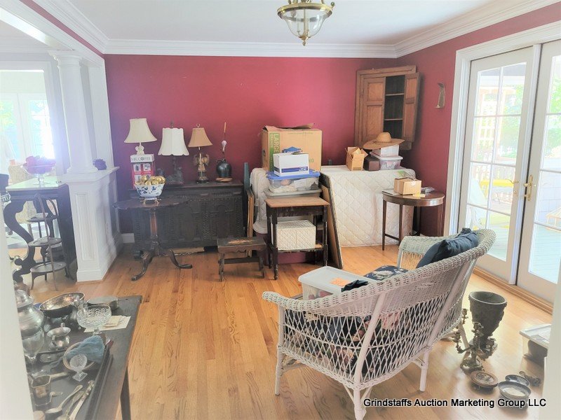 Image for 146 W. Queens Drive