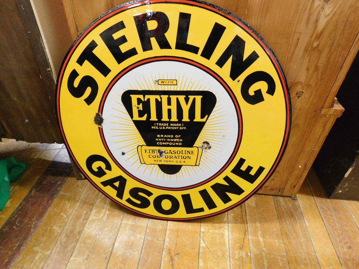 Jane Lew, WV Huge Evening Auction! 200 Guns, Ammo, Advertising Signs