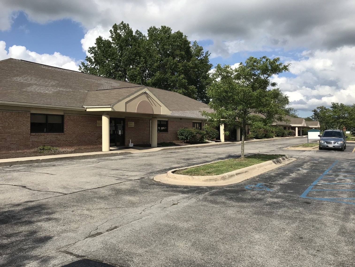 Image for MINIMUM BID AUCTION $199,000! 3829 Woodley Rd