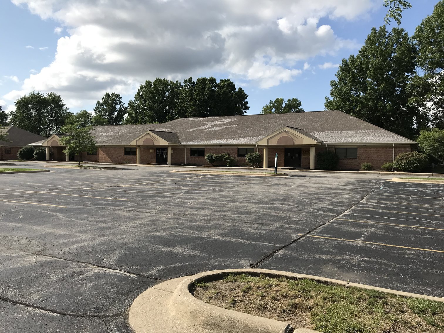 Image for MINIMUM BID AUCTION $199,000! 3829 Woodley Rd