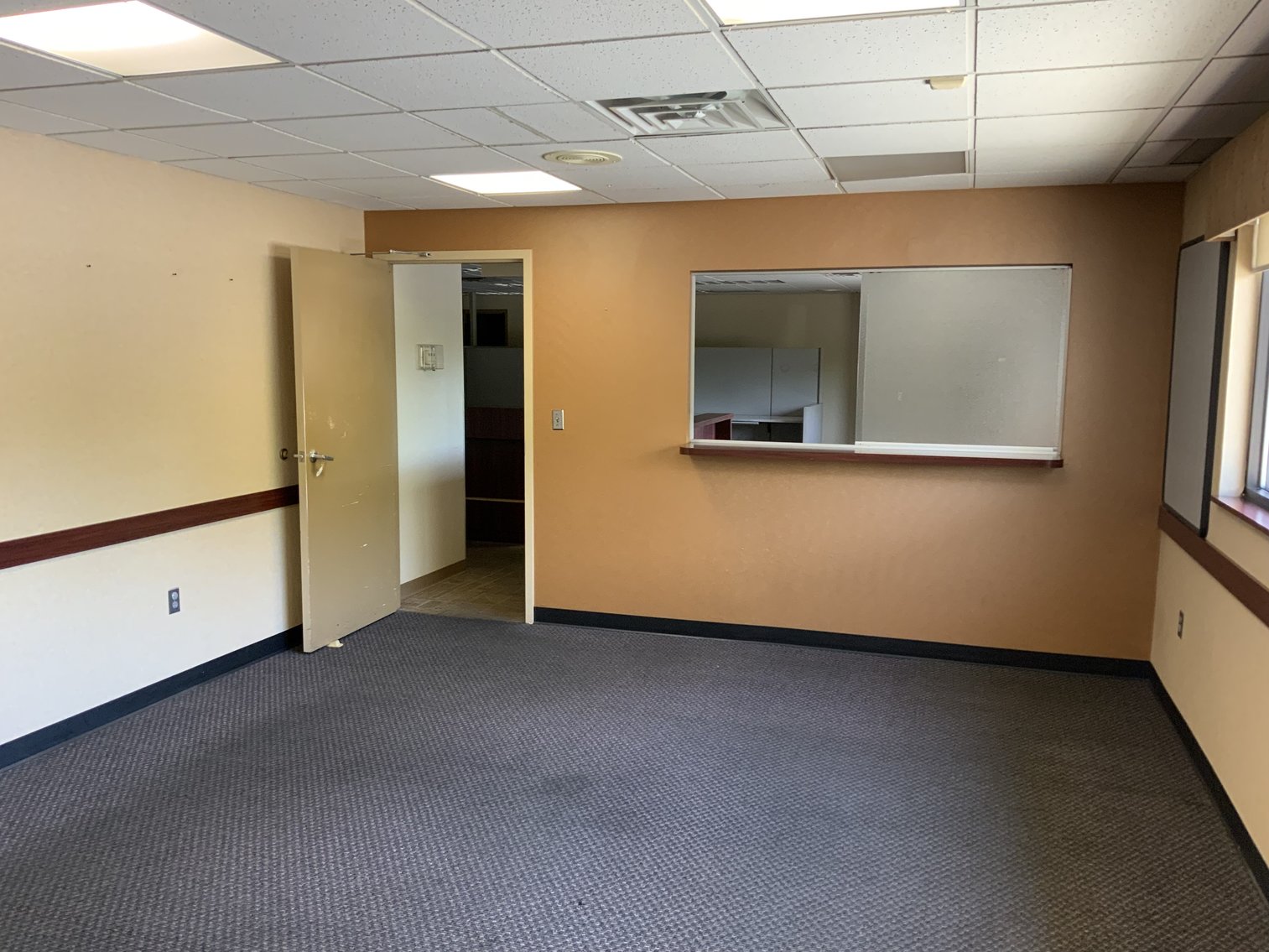 Image for MINIMUM BID AUCTION $199,000! 3829 Woodley Rd