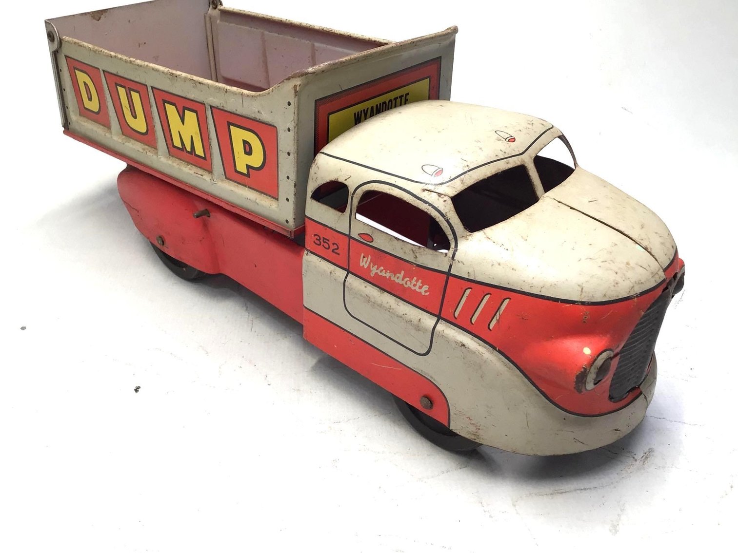 Image for On-Line Consignment Auction