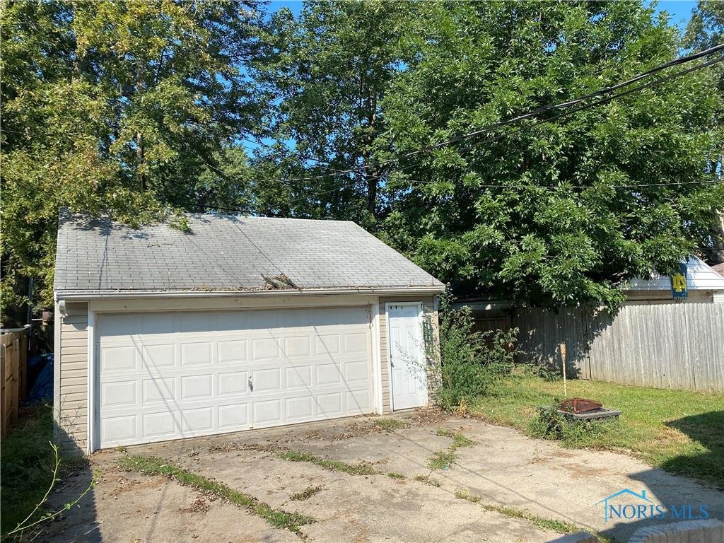 Image for MINIMUM BID AUCTION $49,000! 2727 Sherbrooke Rd