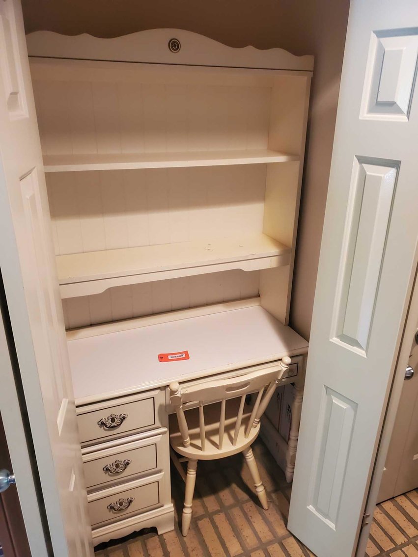 Image for Furniture, collectibles, household-Edgewood ct