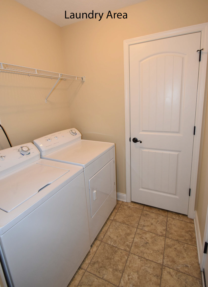 Image for Downsizing Real Estate Auction - 40272