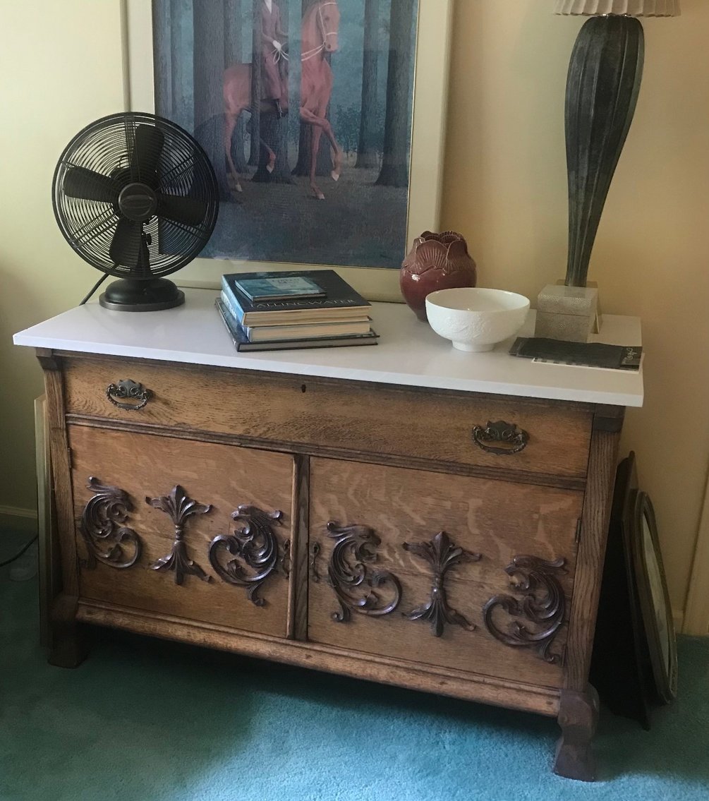 WV Moving Auction! Antiques, Art, Books, Décor, Furniture