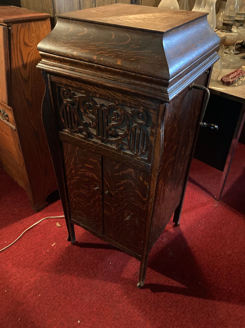 Image for Philippi, WV – Quality Glassware, Antique Furniture, Crocks, WV Memorabilia, Quilts, and more!