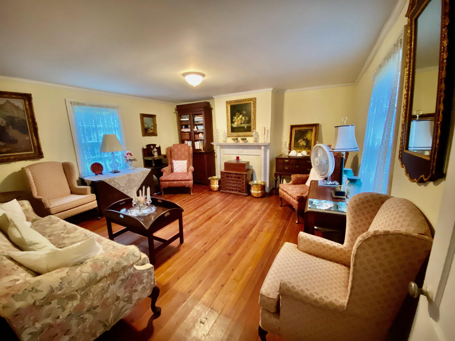 Image for Historic 3 BR Home & Several Outbuildings on 4 +/- acres in Stafford County, VA--SELLS to the HIGHEST BIDDER!!