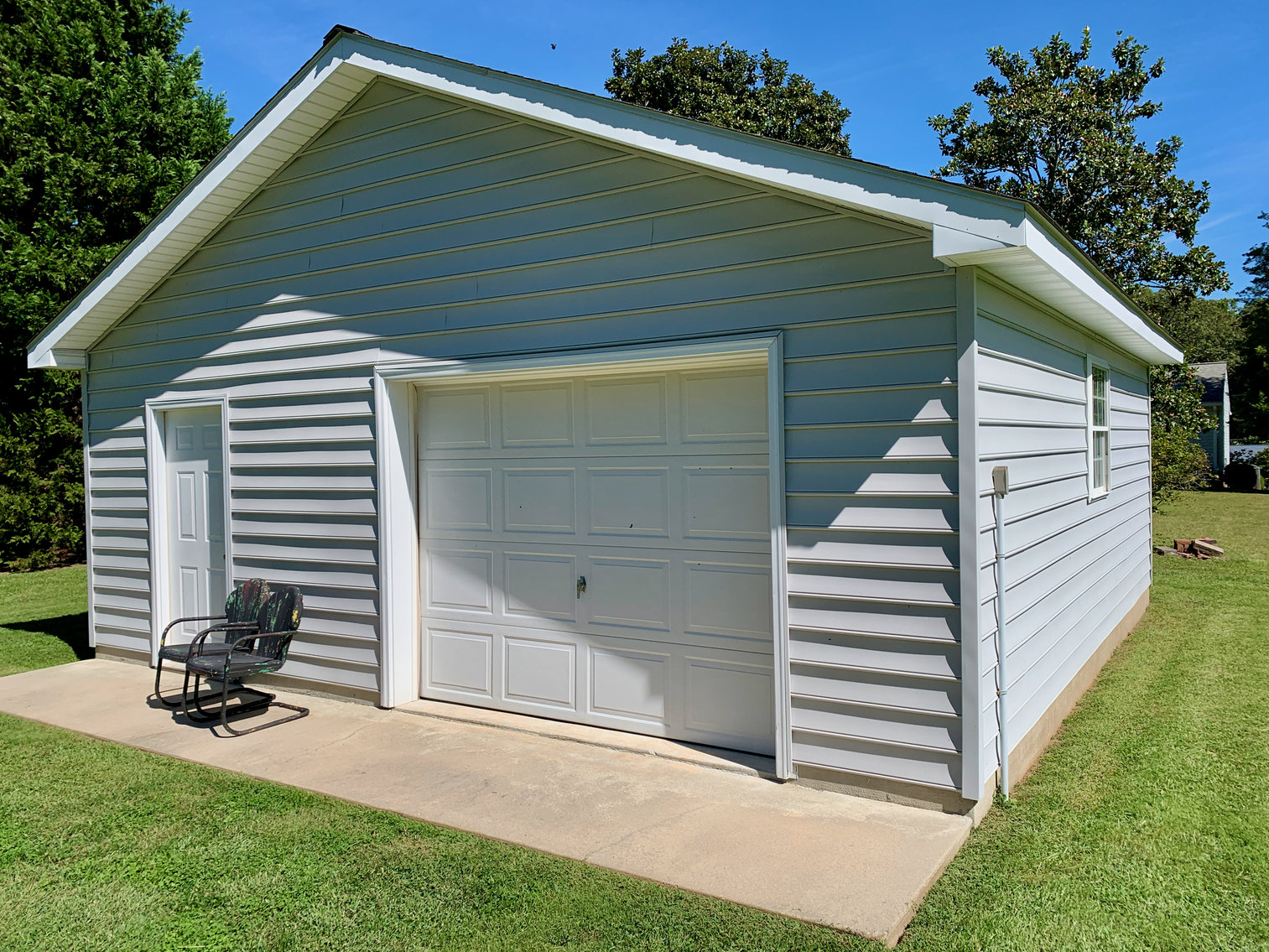 Image for 3 BR/2.5 BA Custom Built Home w/Detached Shop/Garage in King George, VA--SELLS to the HIGHEST BIDDER!!