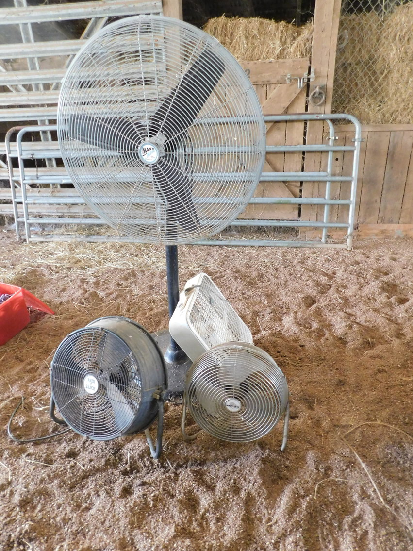 Buckhannon, WV Sunny Creek Stables Auction! JD 2150 w/Attachments, Cub Cadet riding mower, tools,