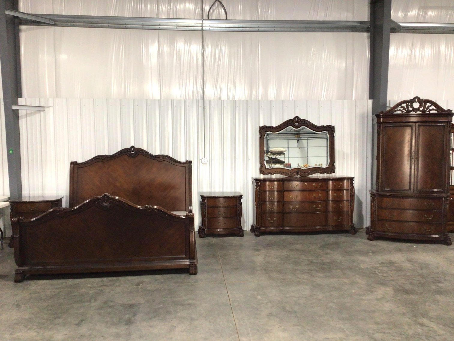 Image for Oldham Consignment Auction