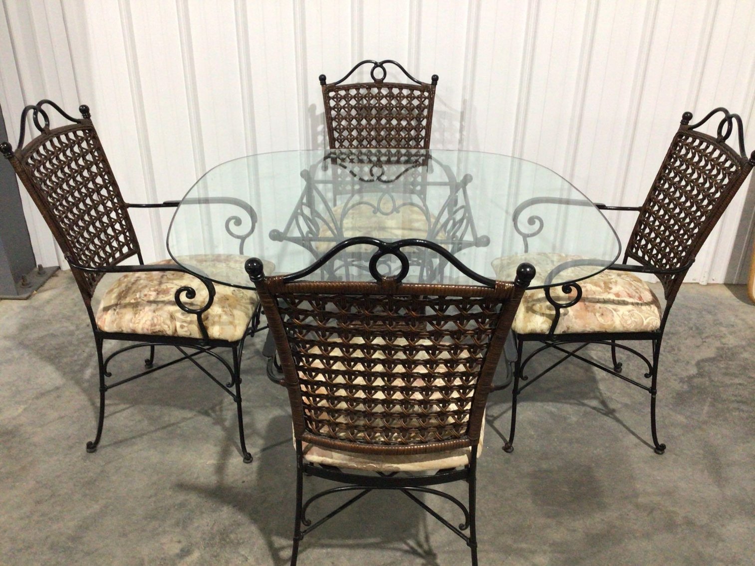 Image for Oldham Consignment Auction