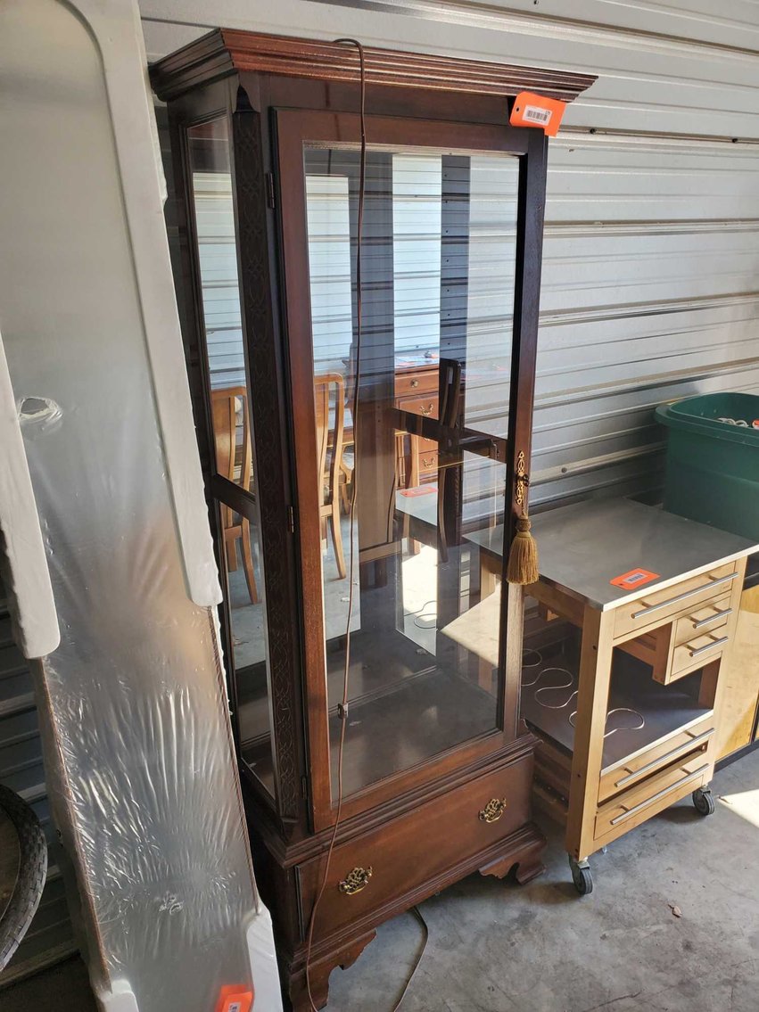 Image for Furniture, Collectibles, household-Location in storage units